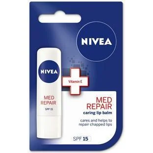 Нивеа Балсам за устни Med Repair